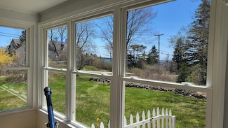 15 Drift Inn Rd, Saint George, ME 04860