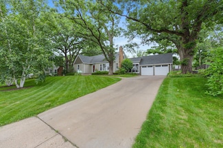 2829 Zarthan Ave S, Saint Louis Park, MN 55416