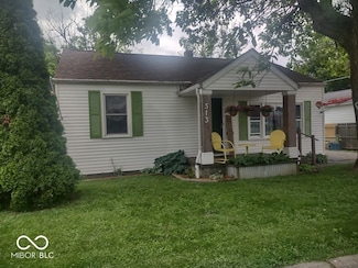 513 Andover Rd, Anderson, IN 46013