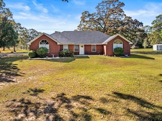 1227 County Road 3327, Omaha, TX 75571