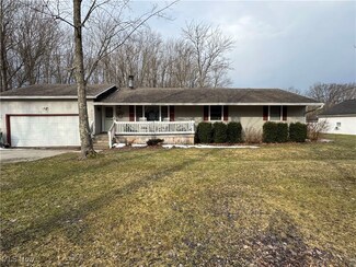 8631 Center Rd, Austinburg, OH 44010