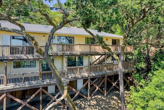 76 Oak Springs Dr, San Anselmo, CA 94960