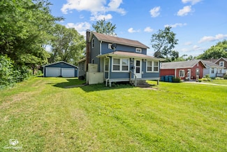 521 Water St, Momence, IL 60954