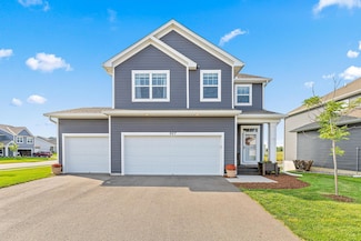 927 Silvercreek Ave W, Delano, MN 55328