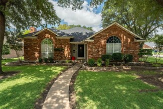 126 Driftwood Ln, Waxahachie, TX 75165