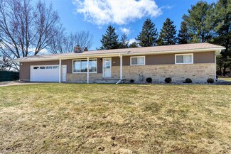 1004 N Genesee St, Merrill, WI 54452