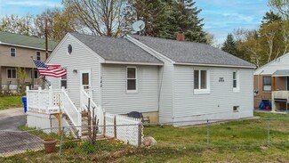 142 Gabrielle St, Manchester, NH 03103