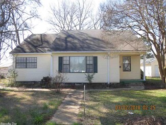 508 Fullerton St, Warren, AR 71671