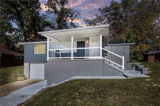 12329 Herold Dr, Irwin, PA 15642