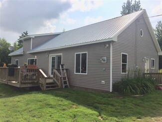 315 Gilman Field Rd, Sheffield, VT 05866