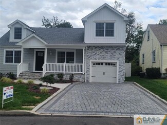 32 Middle Hill Rd, Colonia, NJ 07067