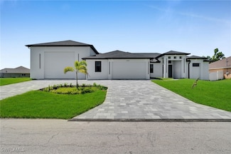 839 NW 28th Place, Cape Coral, FL 33993