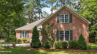 200 Appomattox Ln, Chocowinity, NC 27817