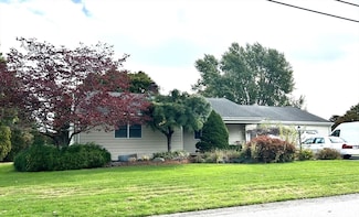 85 Ferncliffe Rd, Seekonk, MA 02771