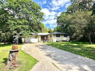 19057 Lake George Blvd, Anoka, MN 55303