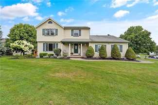 4066 Rusty Pine Ln, Liverpool, NY 13090