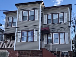 129 Grove St, Chelsea, MA 02150
