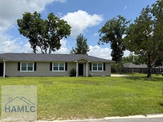 120 Bull St Unit 120, Glennville, GA 30427