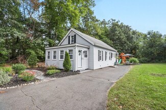 107 Pinehurst St, Westfield, MA 01085