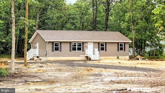 653 Weymouth Rd, Buena, NJ 08310