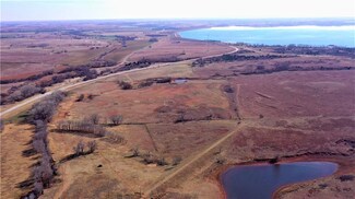 21381 E 990 Rd, Foss, OK 73647
