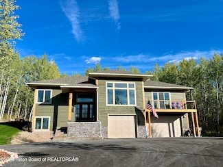 204 Hillview Dr, Afton, WY 83110