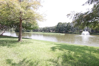 3107 Waters View Dr, Sugar Land, TX 77478