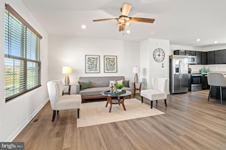 49 Bristoe Station Rd, Taneytown, MD 21787