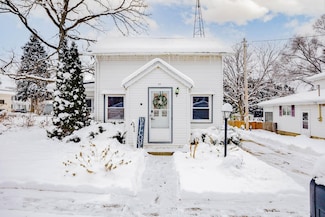 17 Windsor Ct, Milton, WI 53563