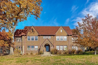 4341 Grand Ave Unit 4, Des Moines, IA 50312