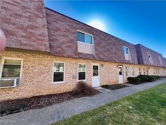 4287 Bennington Blvd, Brunswick, OH 44212