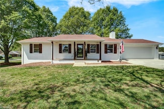 4134 Sawmill Rd, Winston Salem, NC 27107
