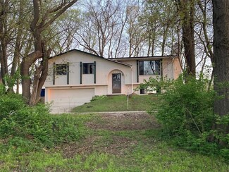 2732 352nd Dr, van Meter, IA 50261