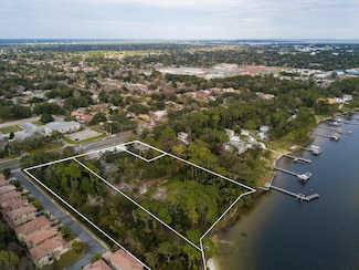 757 E Miracle Strip Pkwy, Mary Esther, FL 32569