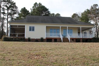 606 Cedar Point Rd, Warsaw, VA 22572