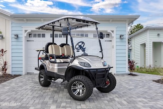 245 Pop Top Ln, Daytona Beach, FL 32124