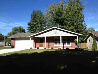 213 N Mckenzie St, Muncie, IN 47304
