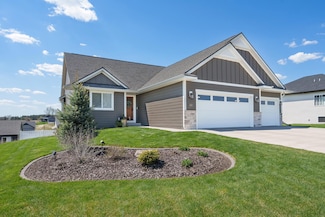6482 Burr Oak Ln, Eau Claire, WI 54703