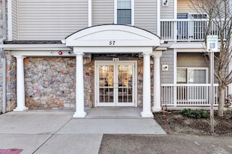 57 Augustus Ct Unit 2003, Reading, MA 01867
