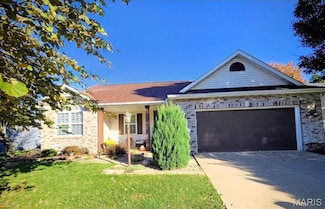 4024 Sequoia Dr, Edwardsville, IL 62025