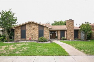 1912 White Rose Ln, Carrollton, TX 75007