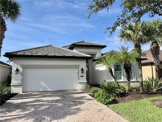 9451 Quarry Dr, Naples, FL 34120