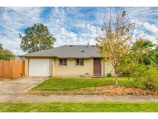 2201 Thompson Ave, Vancouver, WA 98660
