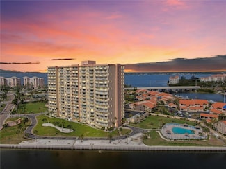 4900 Brittany Dr S Unit 808, Saint Petersburg, FL 33715
