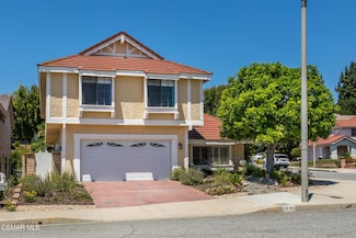 5695 Walnut Ridge Dr, Agoura Hills, CA 91301
