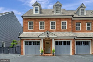 114 Bancroft Mills Rd, Wilmington, DE 19806