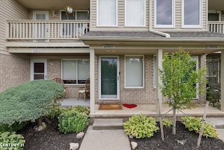 25887 Gatz St Unit 5, Harrison Township, MI 48045