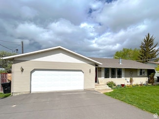 434 S 2nd E, Soda Springs, ID 83276