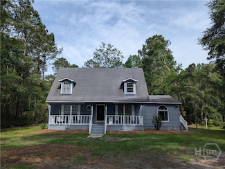 206 Old Lake Rd, Guyton, GA 31312