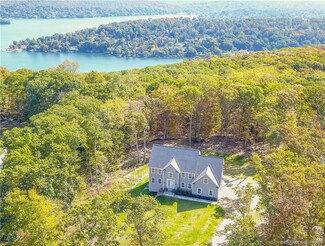 6D Rock Ridge Ct, New Fairfield, CT 06812